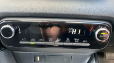 Toyota Yaris 1.5 Hybrid Icon 5dr CVT Hybrid Hatchback